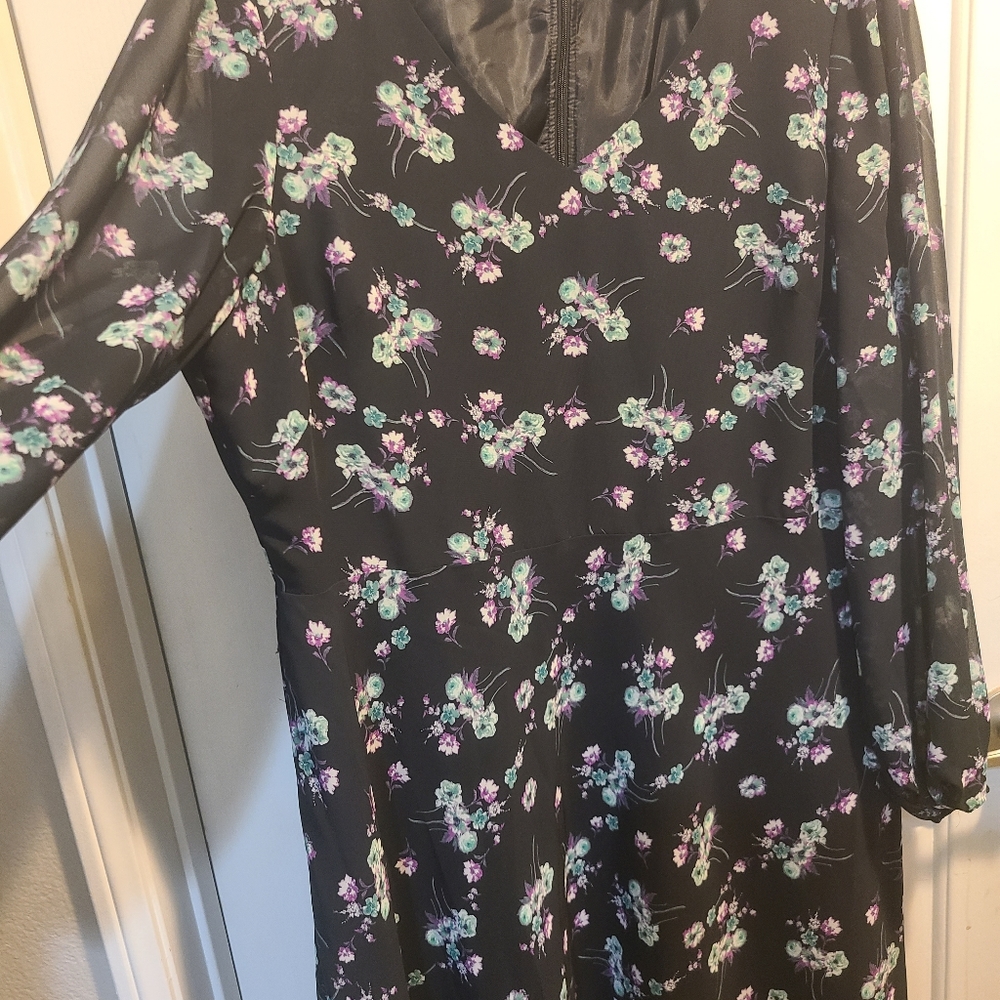 Black Womens Dress w/zipper + lined inside